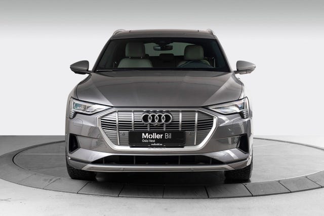 WAUZZZGE6LB039085 2020 AUDI E-TRON-3