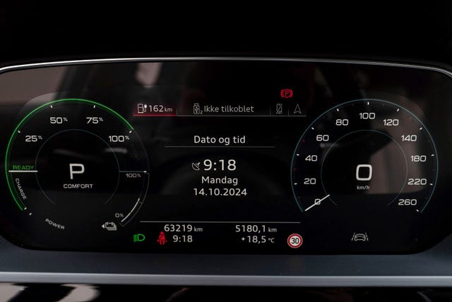 2020 AUDI E-TRON - 17