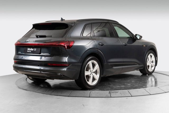 WAUZZZGE8LB012874 2020 AUDI E-TRON-2