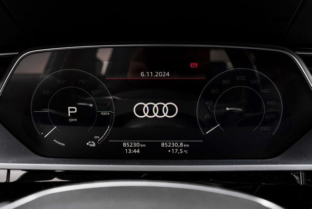2020 AUDI E-TRON - 16