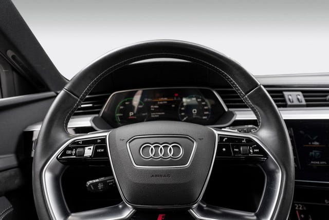 2020 AUDI E-TRON - 15