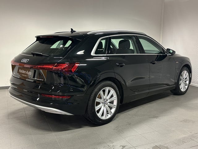 2020 AUDI E-TRON - 8