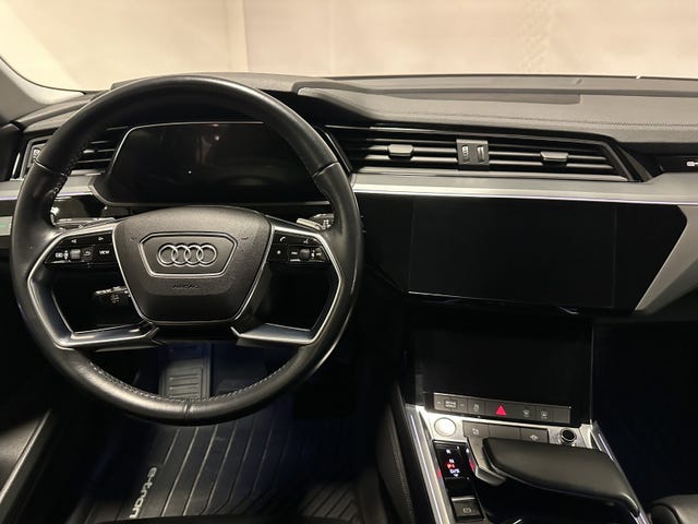 2020 AUDI E-TRON - 16