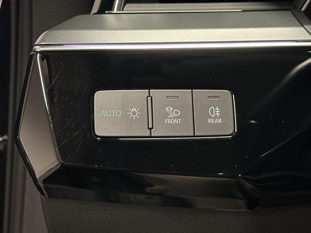 2020 AUDI E-TRON - 21