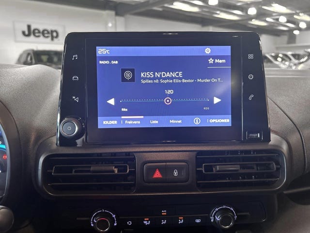 2025 FIAT DOBLO - 10