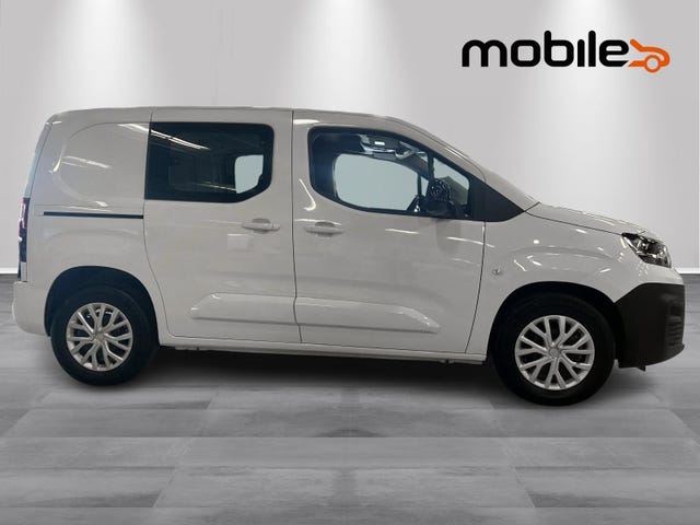 VYFEAZKXZPJ652502 2025 FIAT DOBLO-1