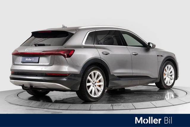 WAUZZZGE8LB020148 2020 AUDI E-TRON-1