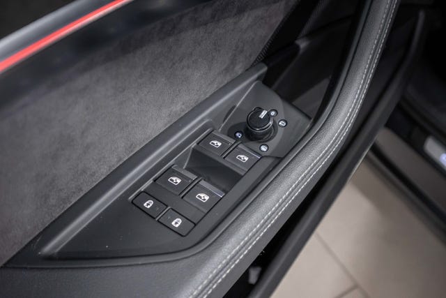2020 AUDI E-TRON - 28