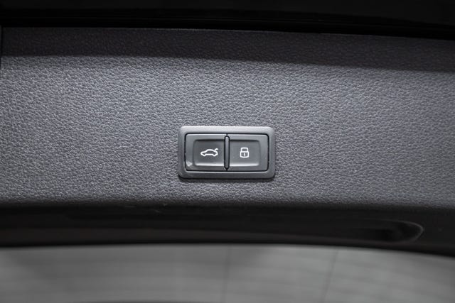 2020 AUDI E-TRON - 40