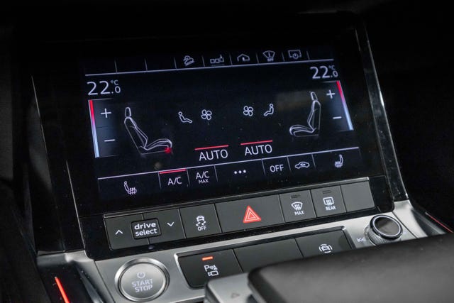 2020 AUDI E-TRON - 24