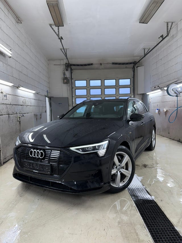 WAUZZZGE1MB001491 2021 AUDI E-TRON-0