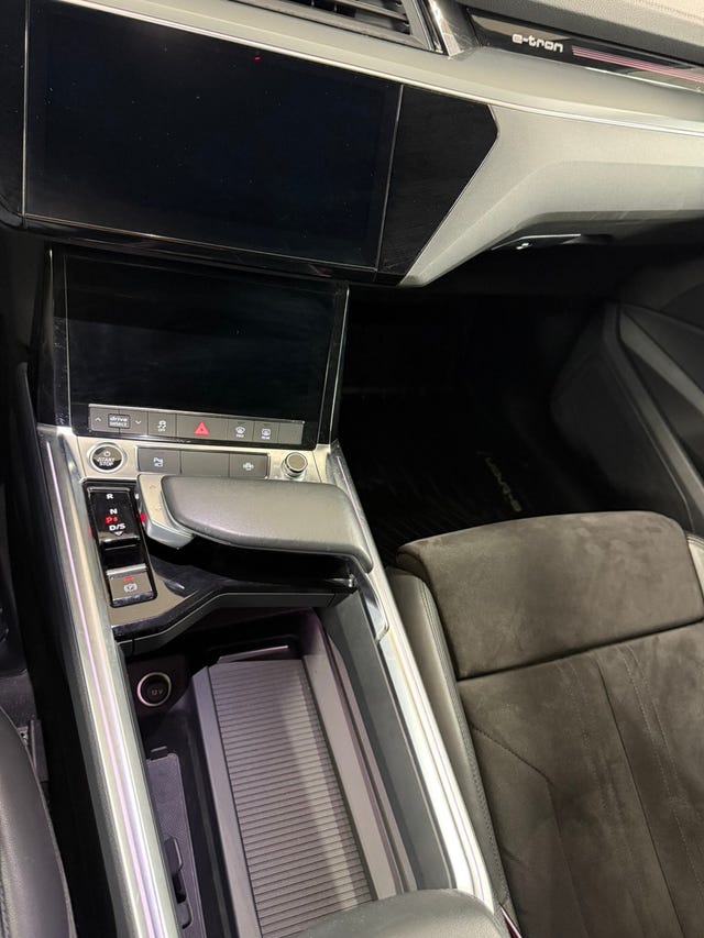 2021 AUDI E-TRON - 13