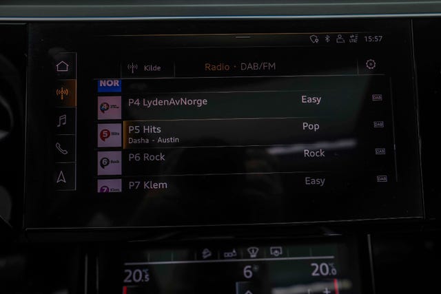 2020 AUDI E-TRON - 24