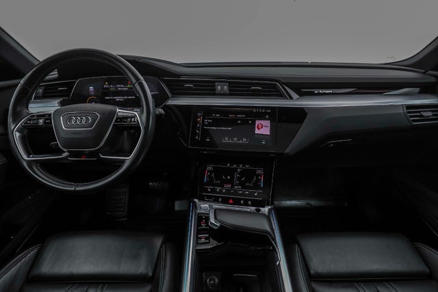 2020 AUDI E-TRON - 31
