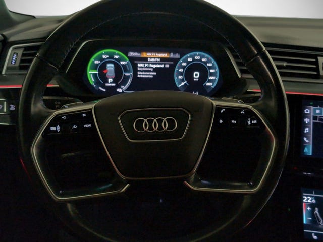 2021 AUDI E-TRON - 17