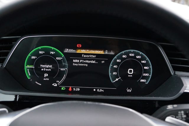 2021 AUDI E-TRON - 31