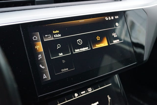 2021 AUDI E-TRON - 40
