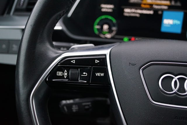 2021 AUDI E-TRON - 29
