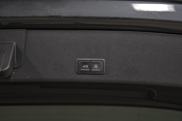 2020 AUDI E-TRON - 9