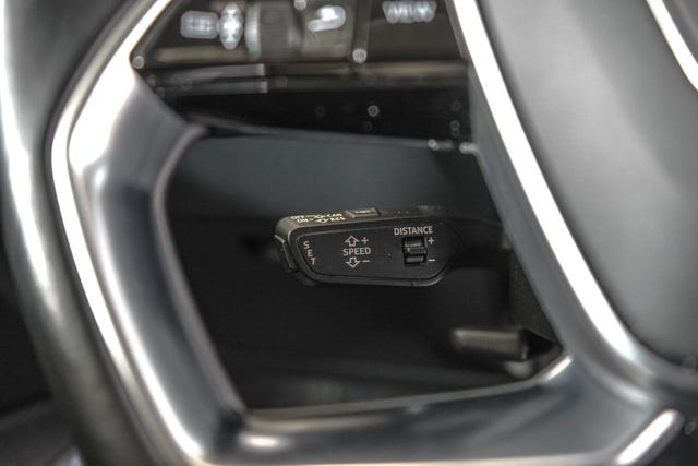 2020 AUDI E-TRON - 24