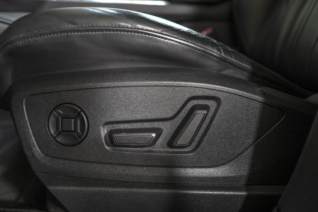 2020 AUDI E-TRON - 12