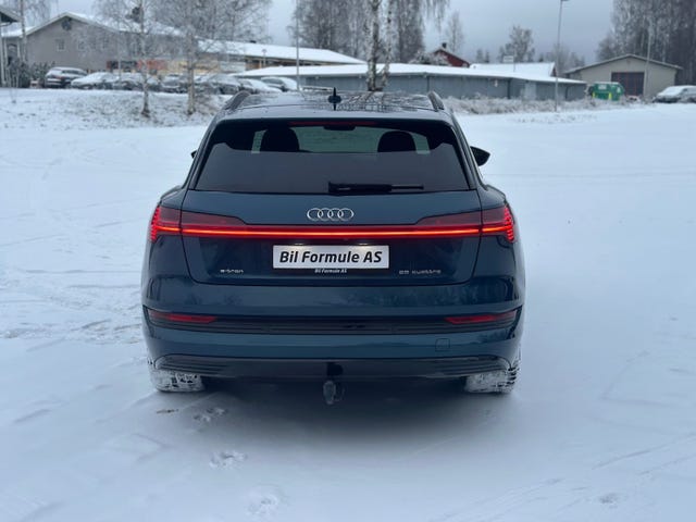 2020 AUDI E-TRON - 11