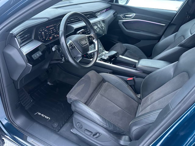 2020 AUDI E-TRON - 25