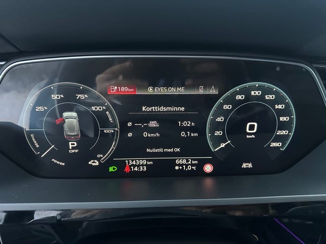 2020 AUDI E-TRON - 47