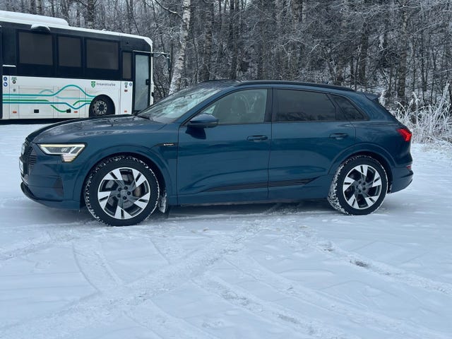 2020 AUDI E-TRON - 16