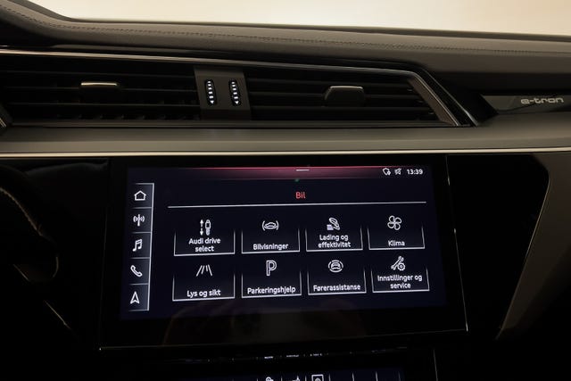 2020 AUDI E-TRON - 26