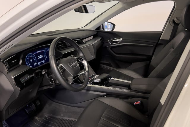 2020 AUDI E-TRON - 13