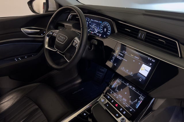 2020 AUDI E-TRON - 17