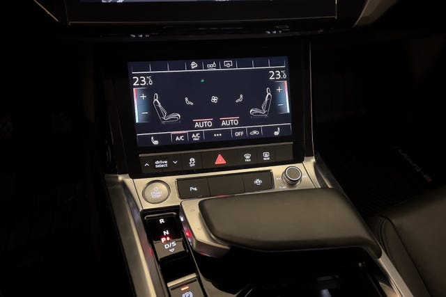2020 AUDI E-TRON - 18