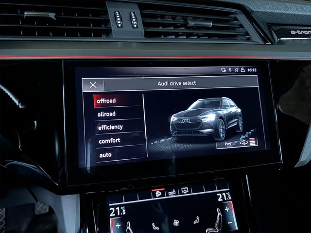 2020 AUDI E-TRON - 19