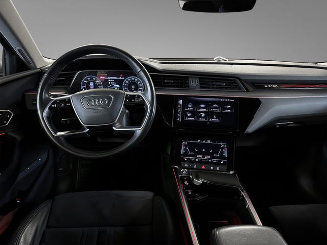 2020 AUDI E-TRON - 11