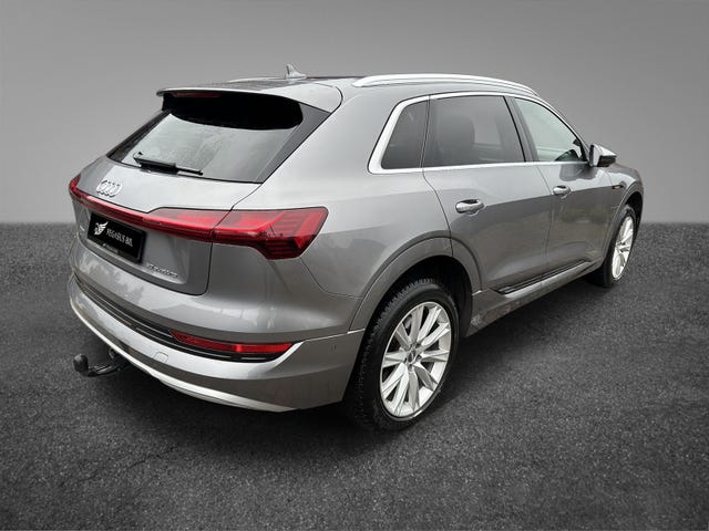 WAUZZZGEXLB024637 2020 AUDI E-TRON-4