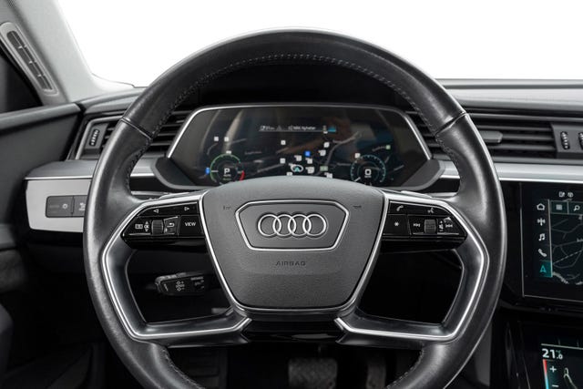 2021 AUDI E-TRON - 13