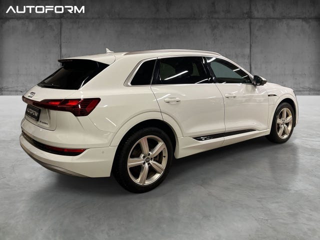2020 AUDI E-TRON - 9