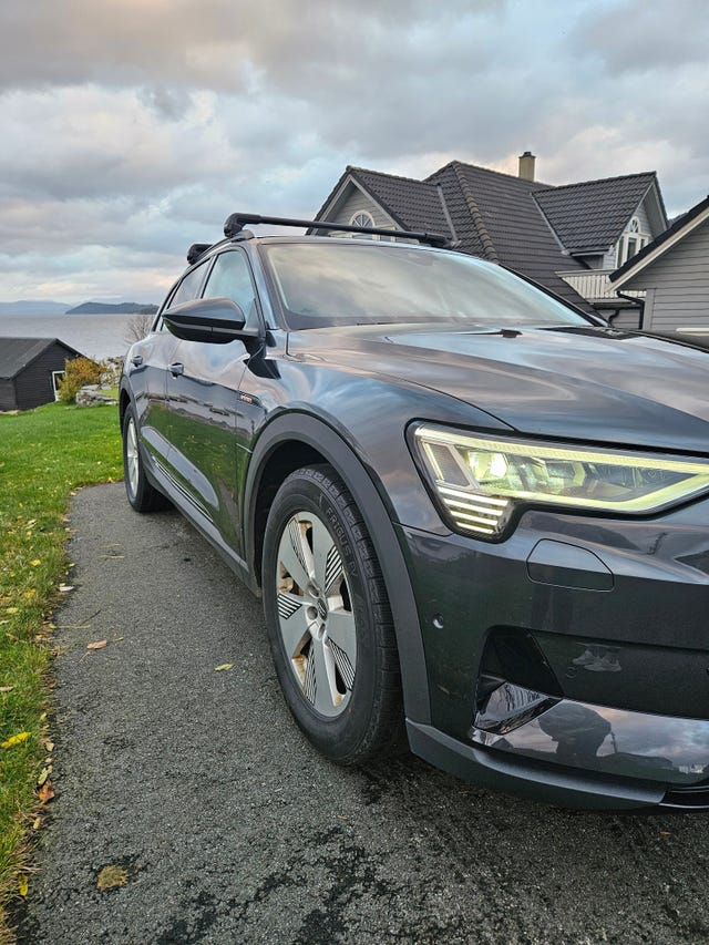 WAUZZZGE9LB017730 2020 AUDI E-TRON-5