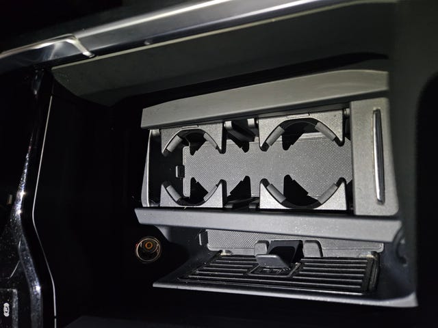 2020 AUDI E-TRON - 38