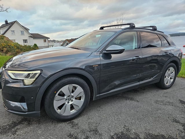 2020 AUDI E-TRON - 8