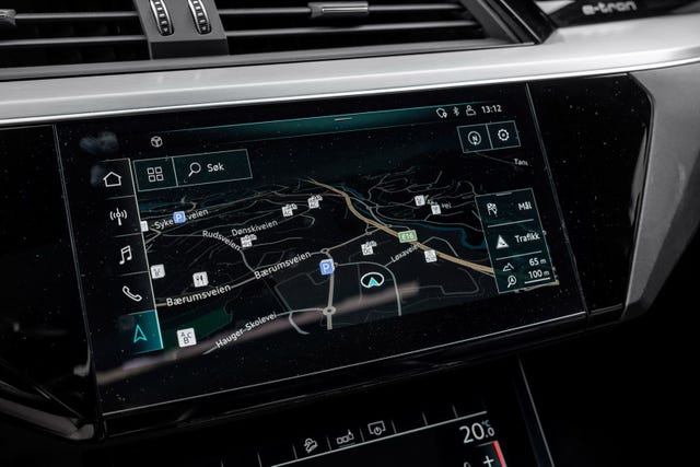 2020 AUDI E-TRON - 29