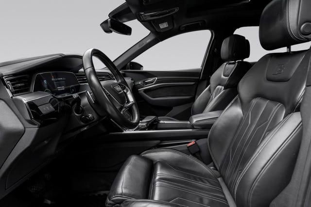 2020 AUDI E-TRON - 17