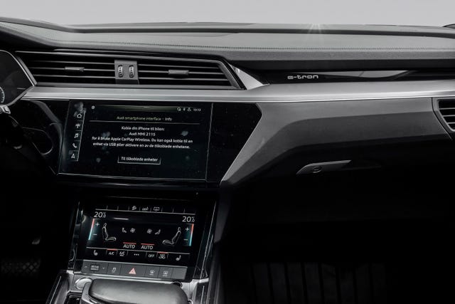 2020 AUDI E-TRON - 27