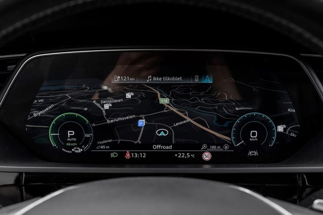 2020 AUDI E-TRON - 25