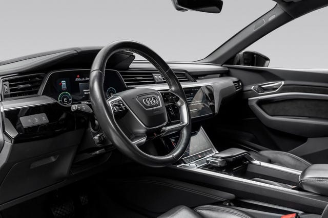 2020 AUDI E-TRON - 19