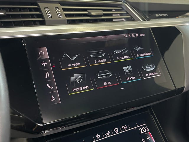 2020 AUDI E-TRON - 9