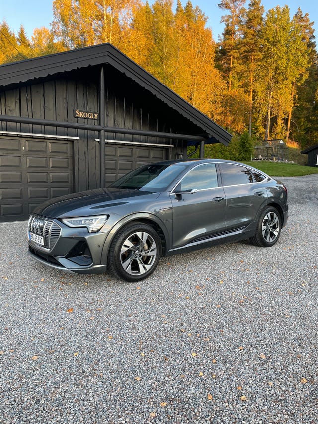 WAUZZZGE0LB033069 2020 AUDI E-TRON-2