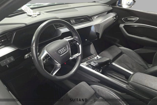 2020 AUDI E-TRON - 9