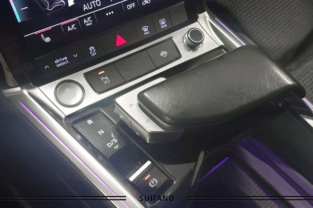 2020 AUDI E-TRON - 36